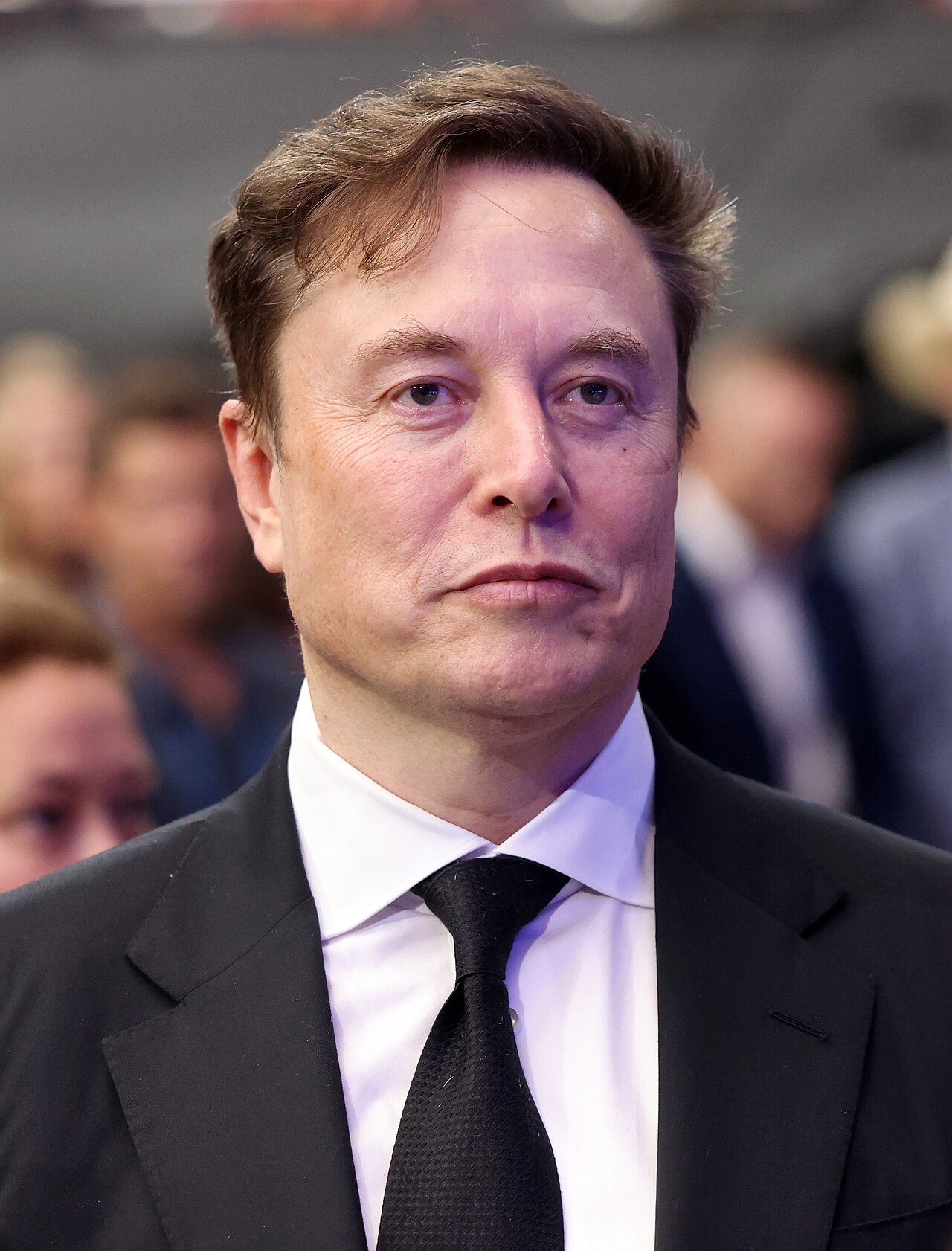 Musk Again Floats Idea of Tesla-SpaceX Merger, Citing AI Push