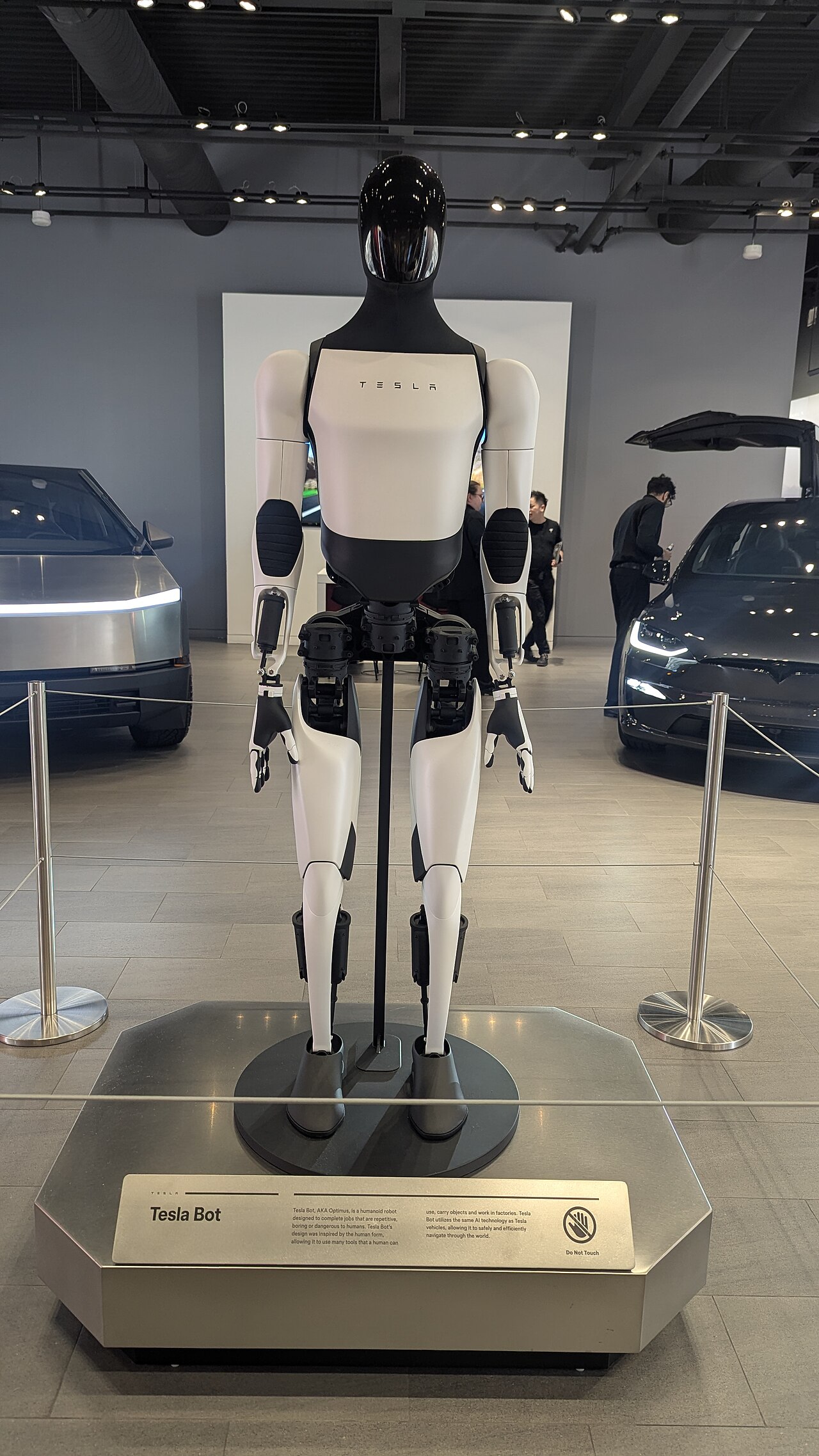 Tesla's Optimus Robot Reportedly Facing Growing Pains